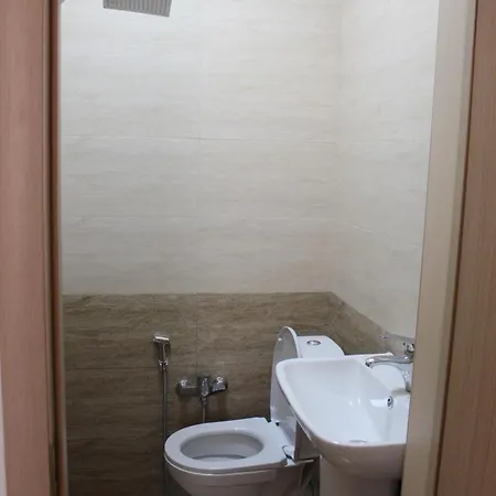 East Apartment Baku Exterior photo