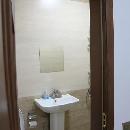 East Apartment Baku Exterior photo